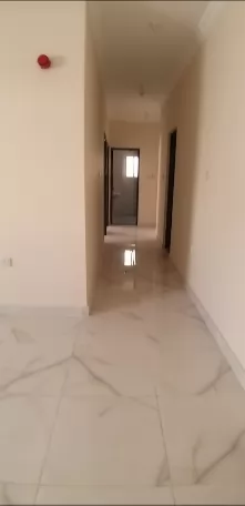 Жилой Готовая недвижимость 3 спальни Н/Ф Строительство  продается в Доха #7615 - 1  image 